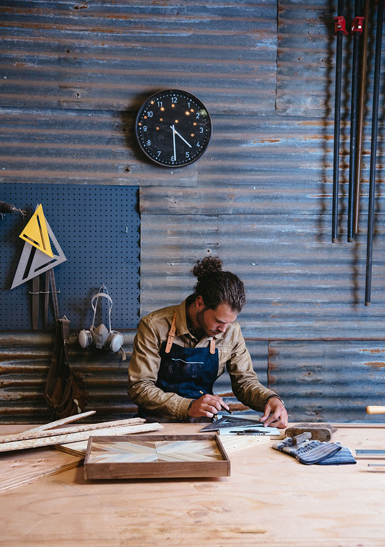 Artisan wood worker in his studio  | Dovis Bird Agency Photography