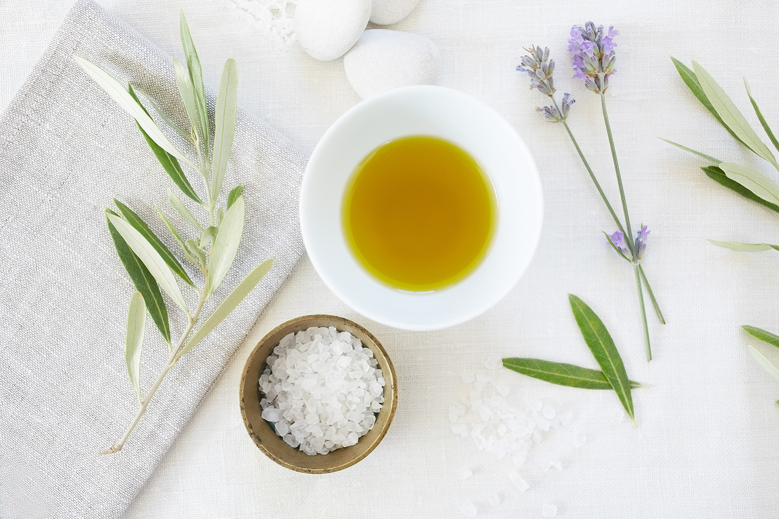 Assortment of massage herbs + oils  | Dovis Bird Agency Photography